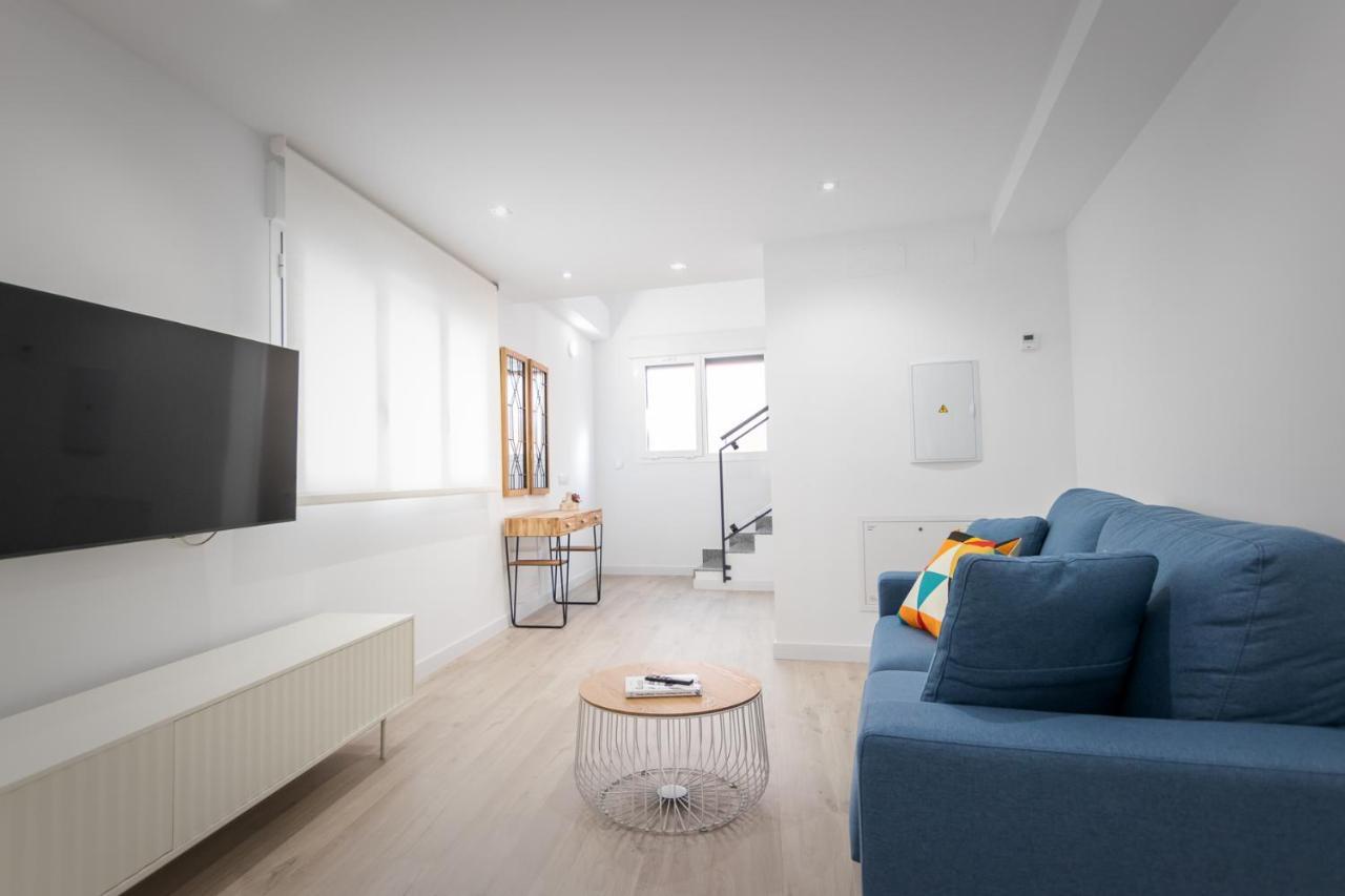 Apartamentos Soria Suites Екстериор снимка