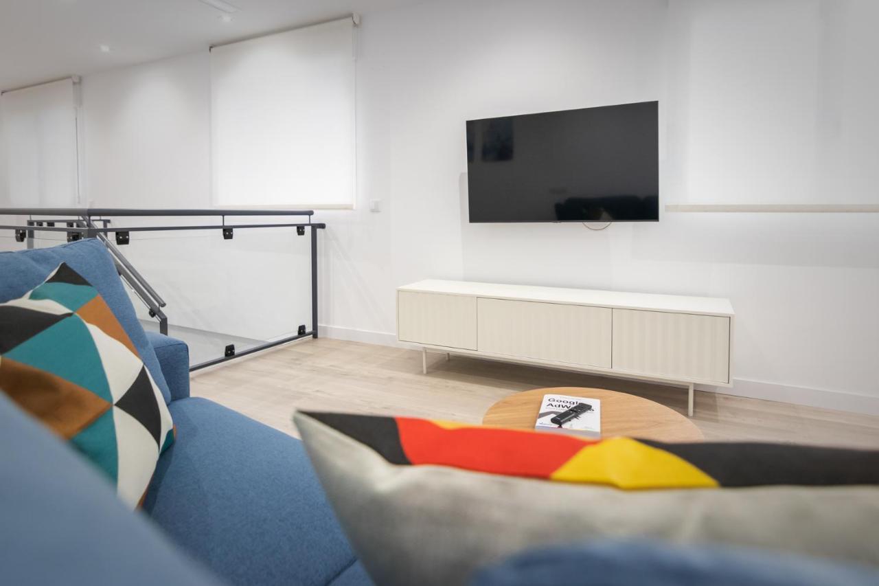 Apartamentos Soria Suites Екстериор снимка