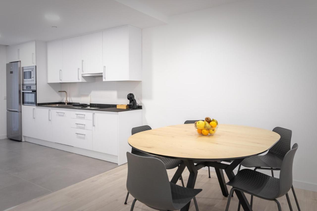 Apartamentos Soria Suites Екстериор снимка
