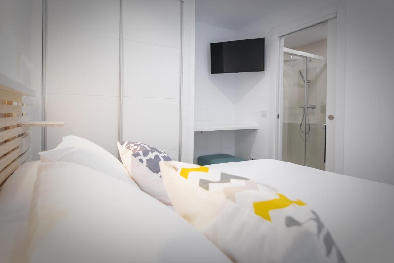 Apartamentos Soria Suites Екстериор снимка