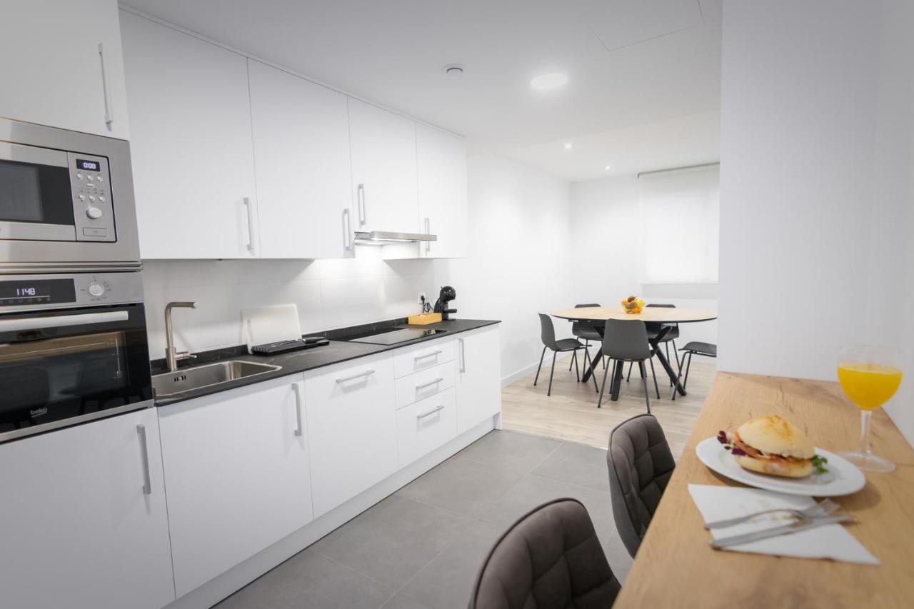 Apartamentos Soria Suites Екстериор снимка