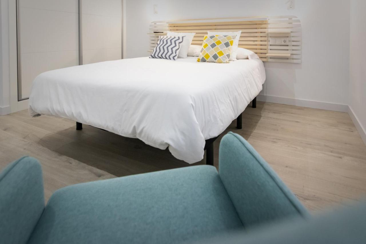 Apartamentos Soria Suites Екстериор снимка
