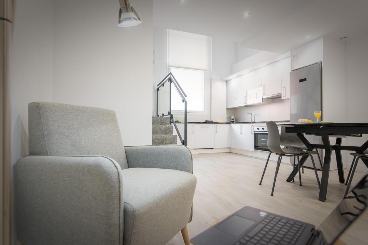 Apartamentos Soria Suites Екстериор снимка