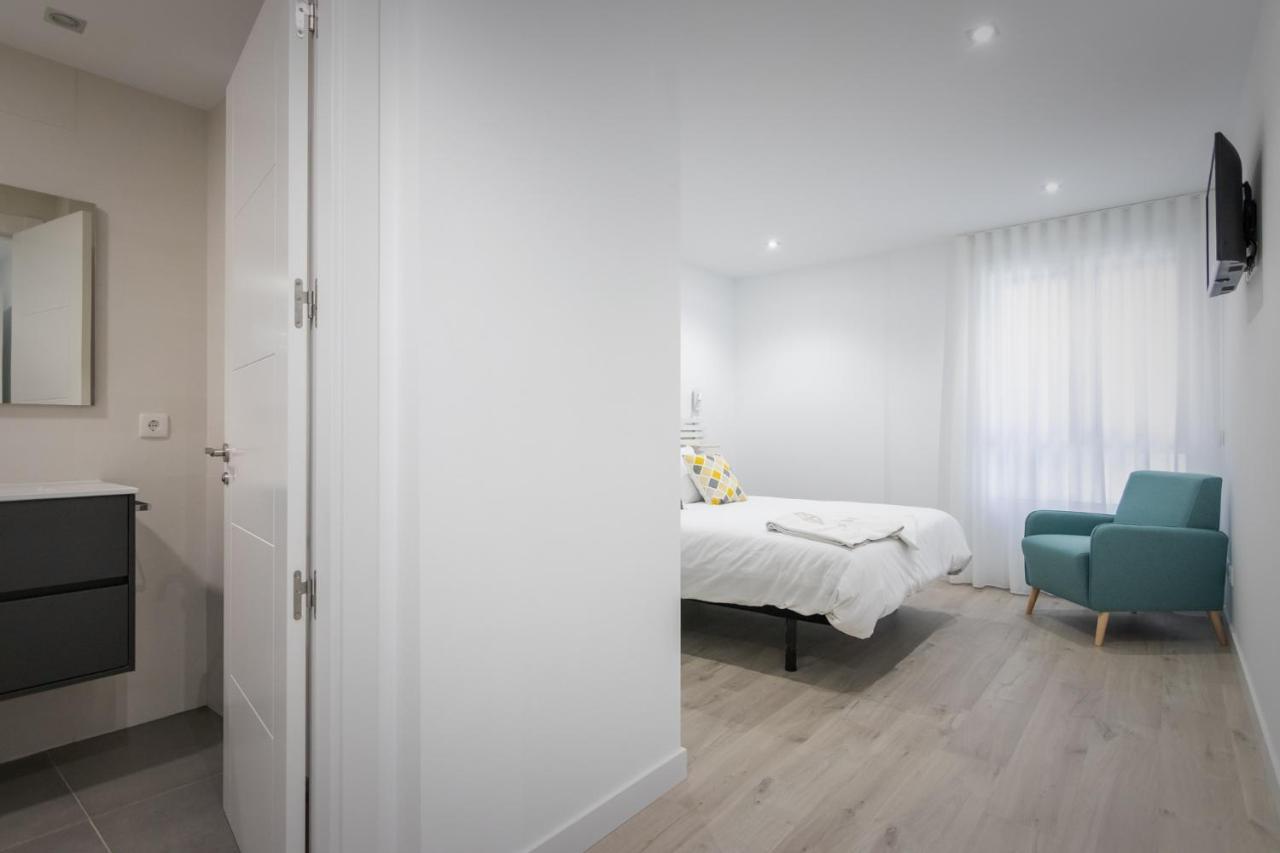 Apartamentos Soria Suites Екстериор снимка